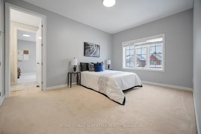 Additional image 26 of 220 EDGEWATER Cres