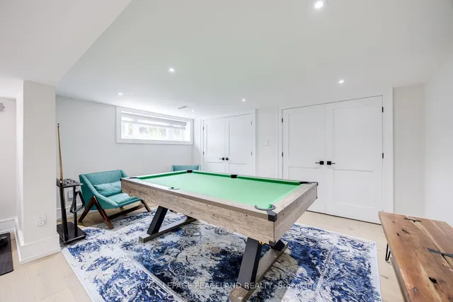 Additional image 24 of 38 Farmcrest Dr