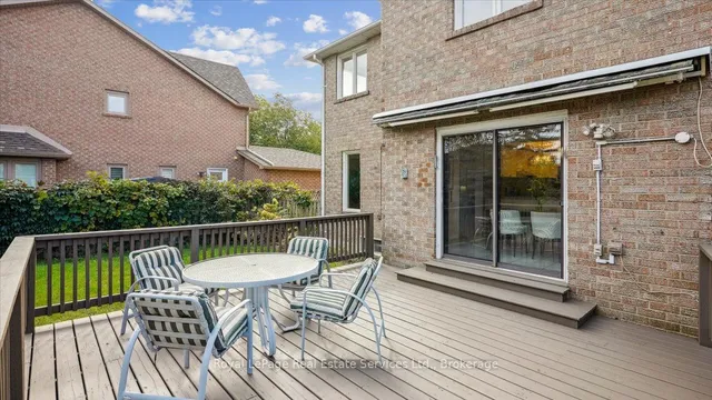 Additional image 33 of 524 Chillingham Cres