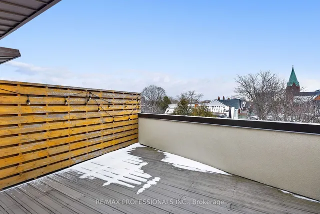 Additional image 29 of 235 Medland St Unit 207