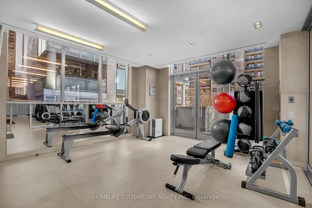 Additional image 29 of 170 Avenue Rd Unit 1003*