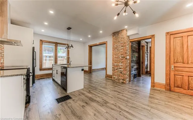 Additional image 15 of 2 Hilda Pl