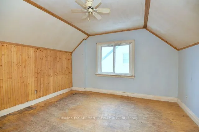 Additional image 17 of 160 Rosedale Ave