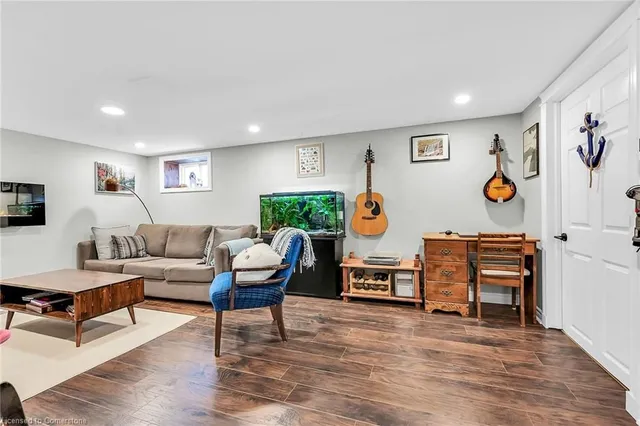 Additional image 26 of 291 Thayer Ave