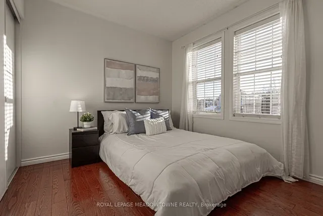 Additional image 26 of 431 Baverstock Cres