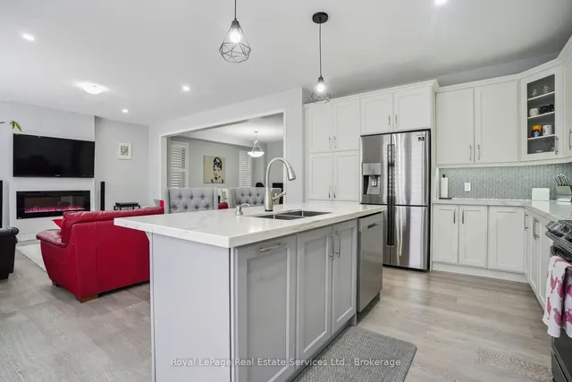 Additional image 8 of 688 Kennedy Circ