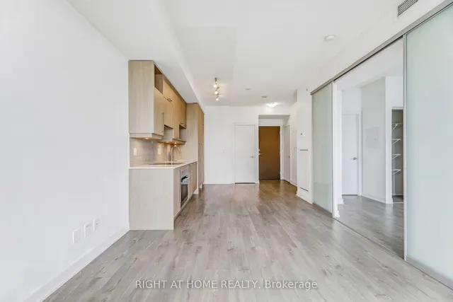 Additional image 10 of 199 Richmond St Unit 2303