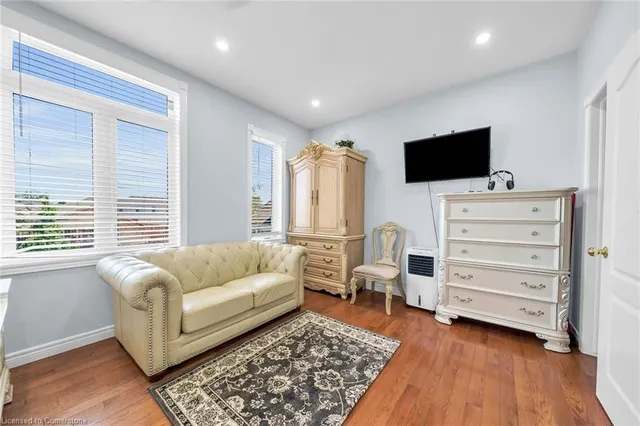 Additional image 27 of 33 Tallman St