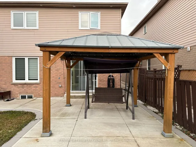 Additional image 36 of 50 Niagara Pl