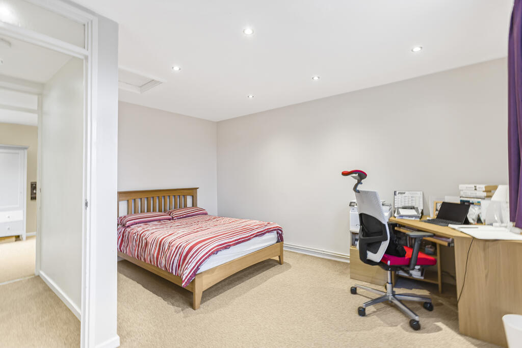 Additional image 9 of Guessens Grove, Welwyn Garden City, Hertfordshire, AL8