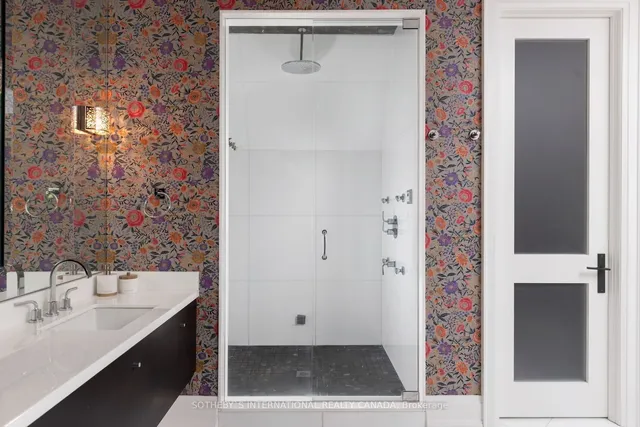 Additional image 22 of 496 Fairlawn Ave