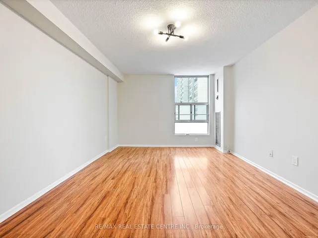 Additional image 24 of 15 Kensington Rd Unit 101