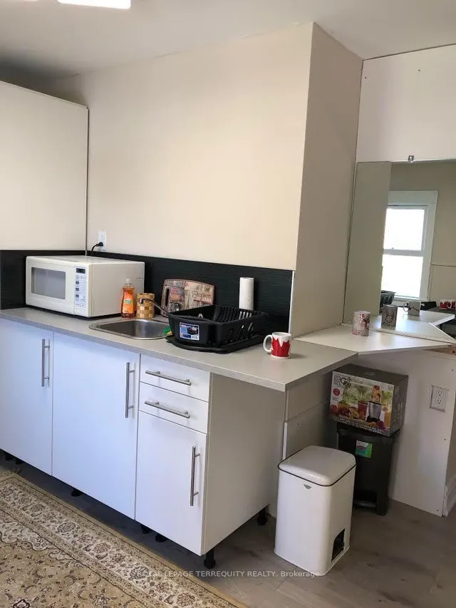 Additional image 14 of 471 Vaughan Rd