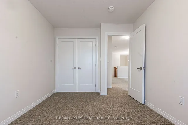 Additional image 30 of 25 Greenwich Ave