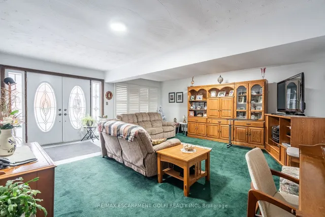 Additional image 5 of 25 Blanche Crt