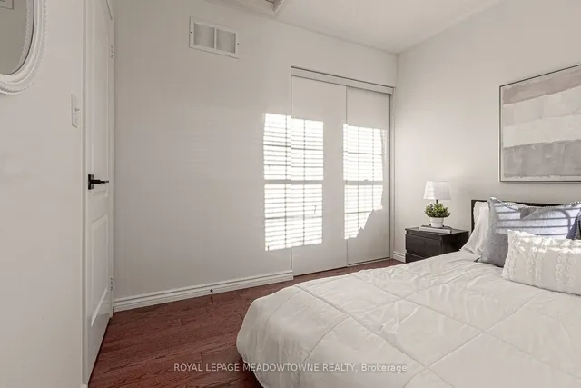 Additional image 27 of 431 Baverstock Cres