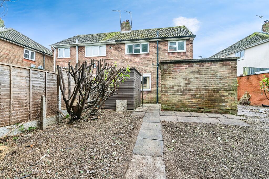 Additional image 2 of Fairway Avenue, Tividale, Oldbury