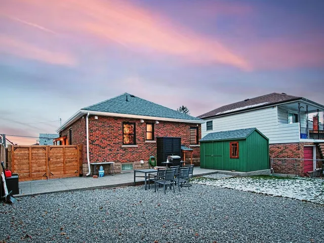 Additional image 39 of 62 Montrose Ave