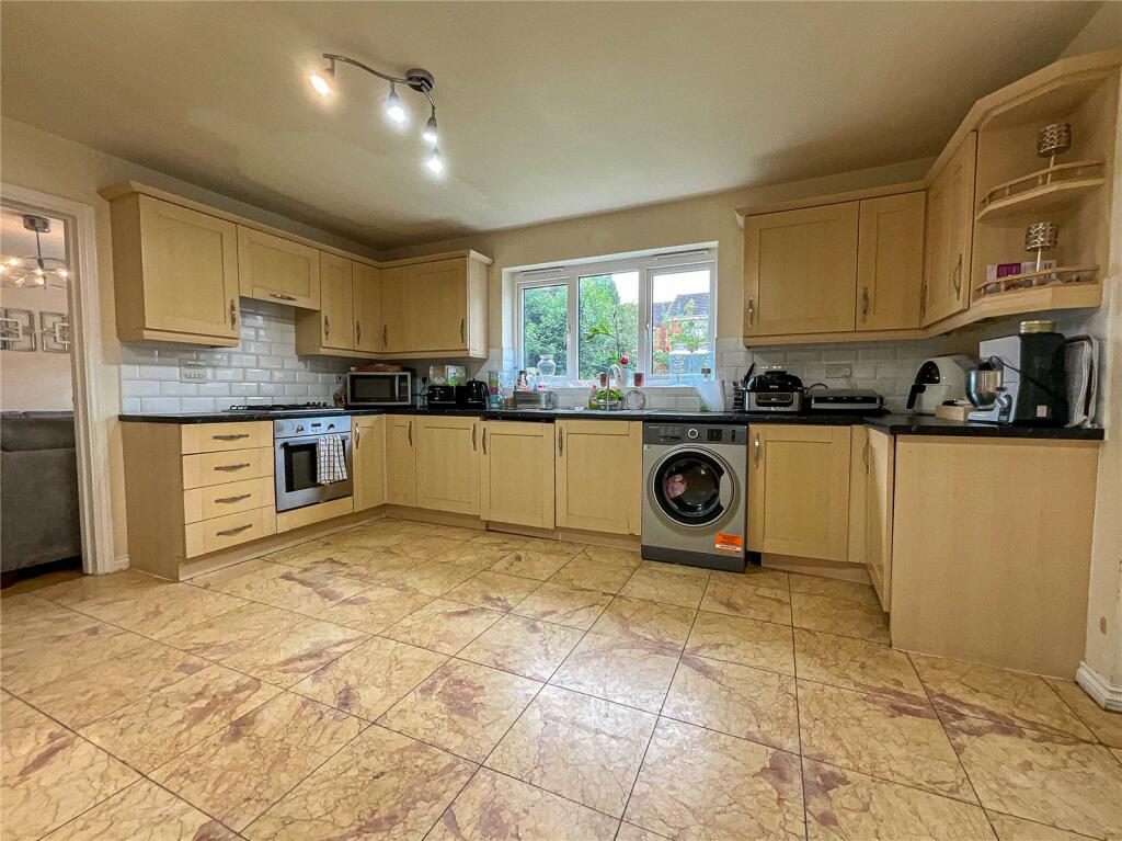 Additional image 8 of Croft Avenue, Tamworth, Staffordshire, B79