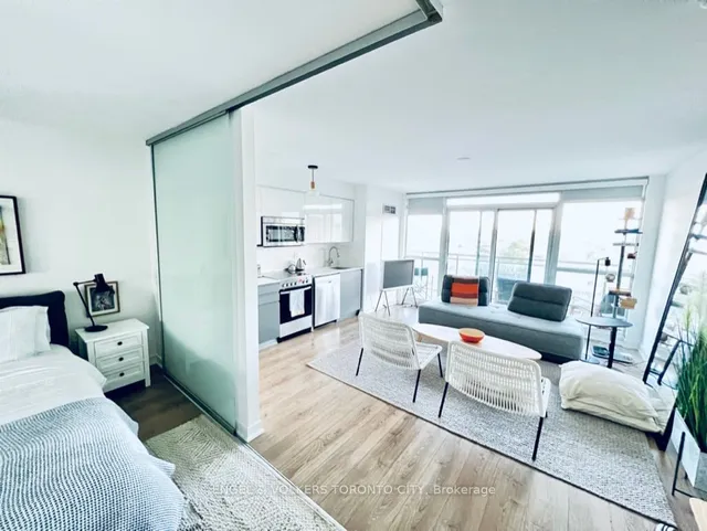 Additional image 11 of 78 Tecumseth St Unit 1112