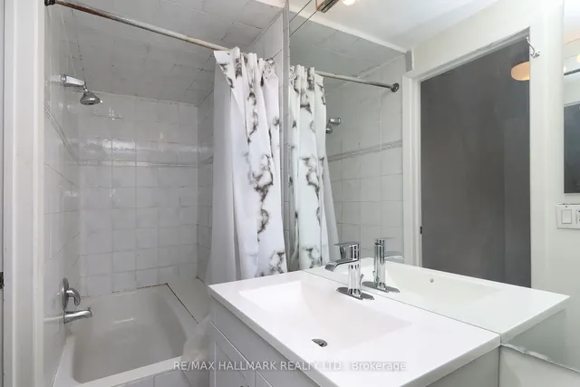 Additional image 29 of 225 Roslin Ave