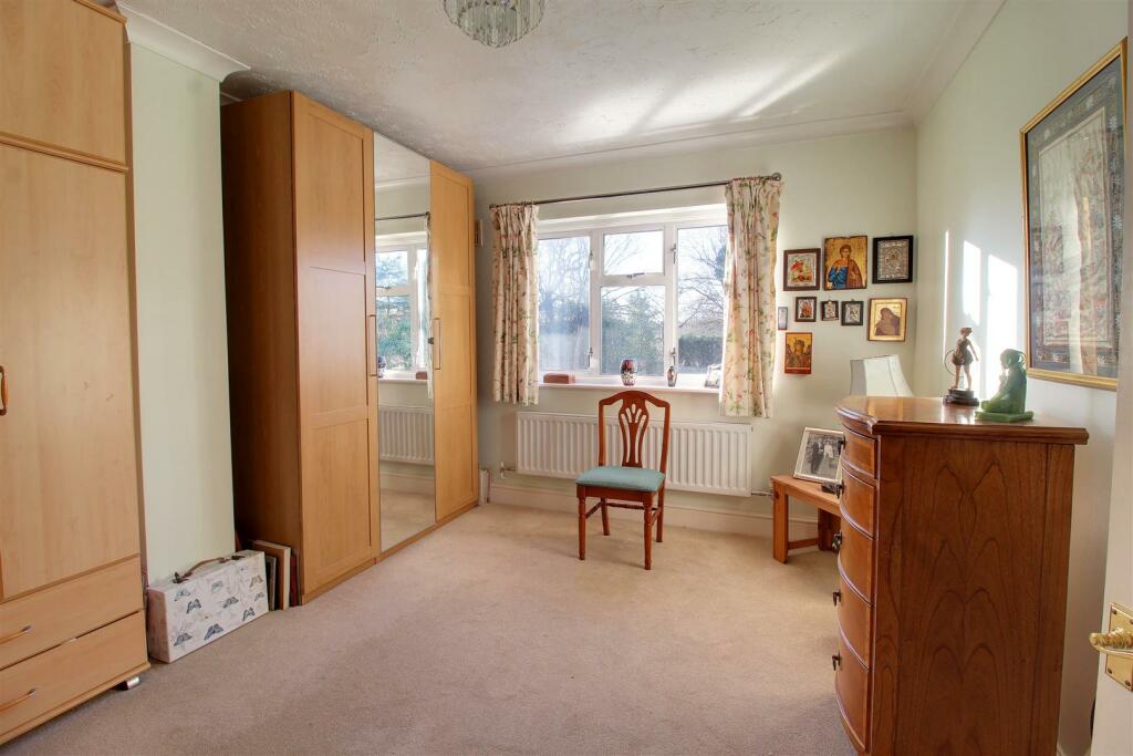 Additional image 13 of Peplins Way, Brookmans Park