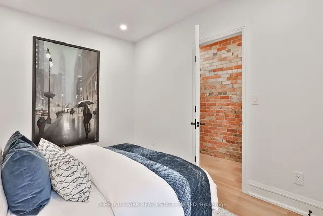 Additional image 22 of 103 Walker Ave