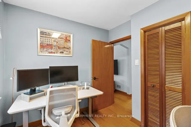 Additional image 19 of 42 Martin Rd