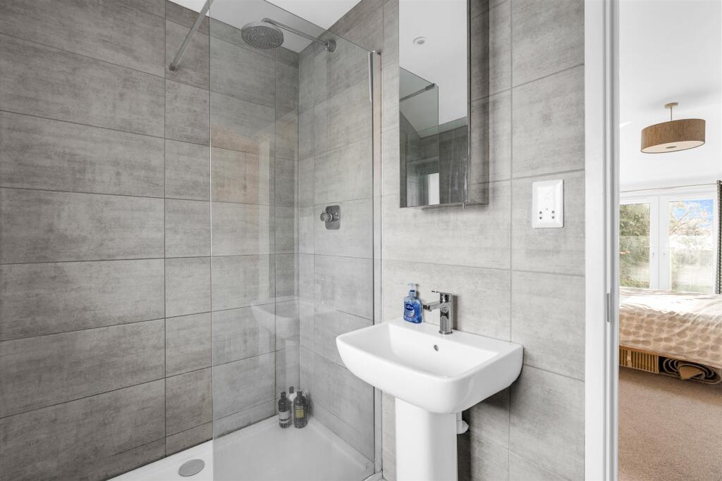 Additional image 20 of Knightsfield, Welwyn Garden City