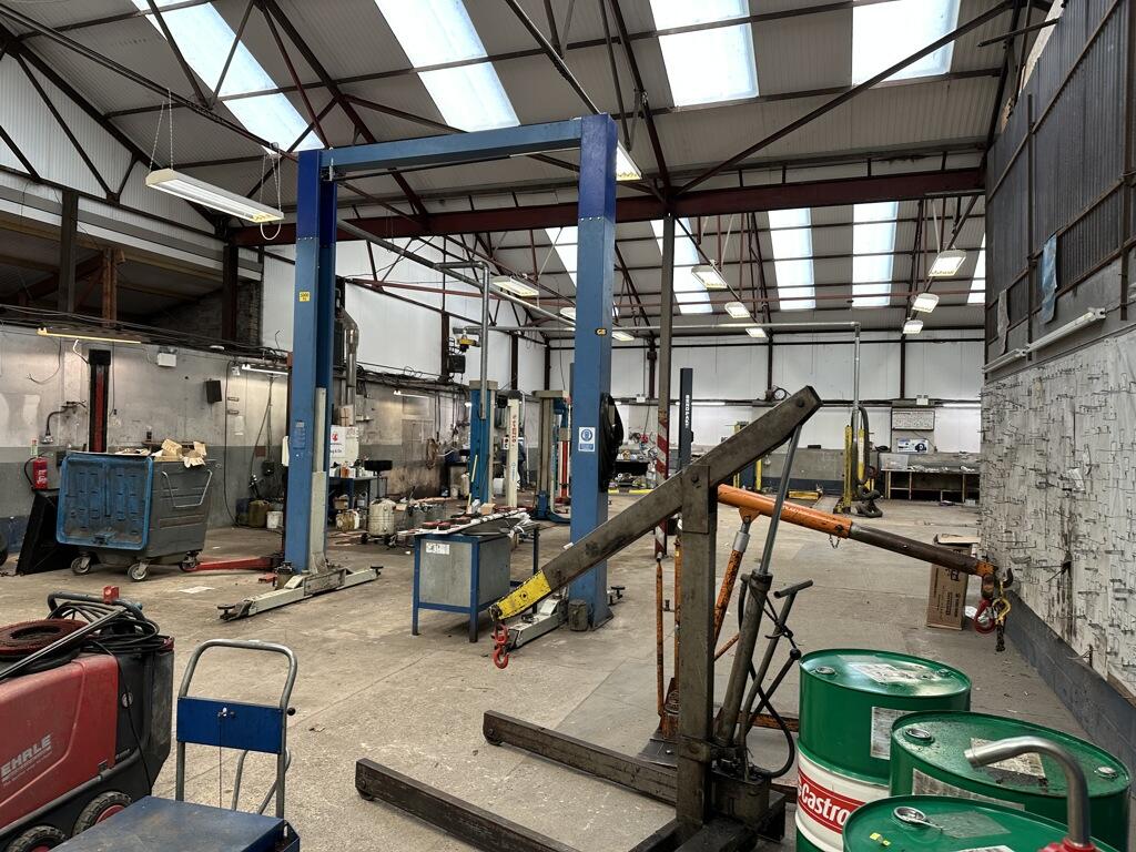 Additional image 6 of Purseys Garage, Main Street, Walton, Street, BA16 9QA