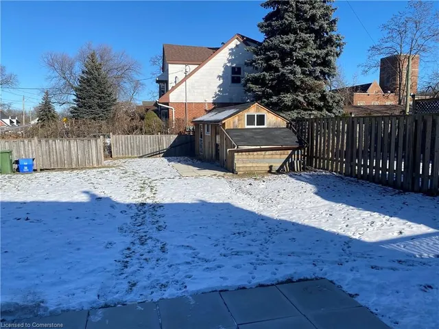 Additional image 15 of 33 Brucedale Ave