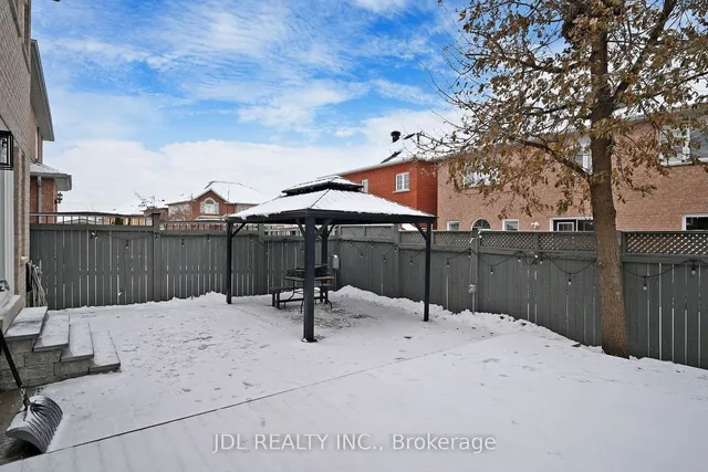 Additional image 39 of 2020 Quinte St