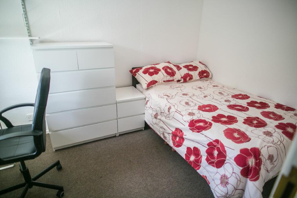 Additional image 6 of Leahurst Crescent, Harborne, Birmingham, West Midlands, B17