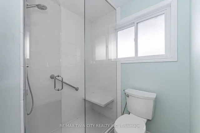 Additional image 18 of 16 Overlea Cres