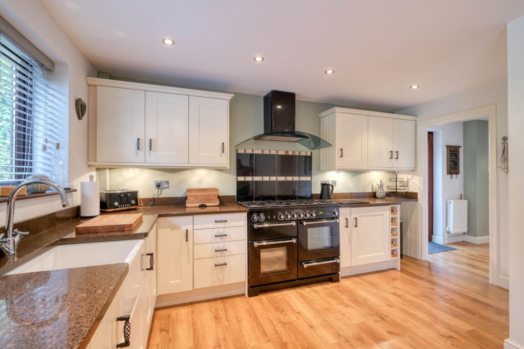 Additional image 5 of Valley Close, Callow Hill, Redditch B97 5YY