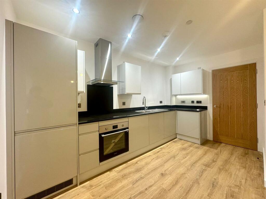 Additional image 5 of 6 Camden Drive, Birmingham