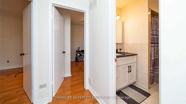 Additional image 20 of 7 Newbridge Cres