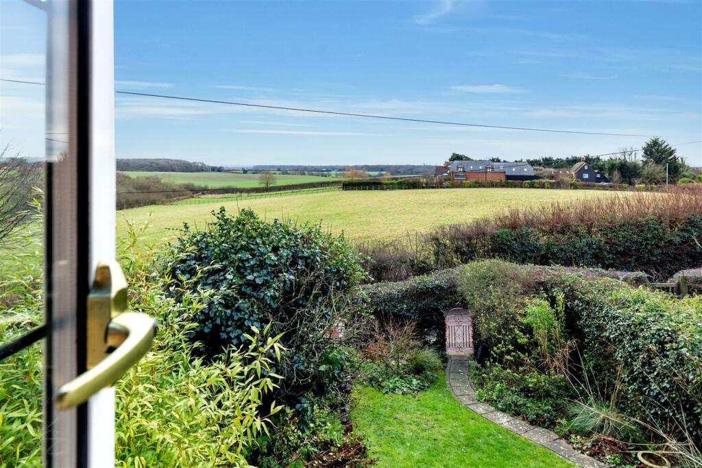 Additional image 26 of Tewin Hill, Tewin, Welwyn