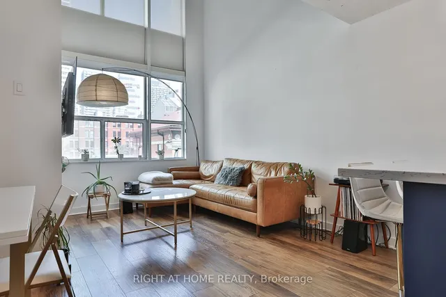 Additional image 11 of 77 Lombard St Unit 303