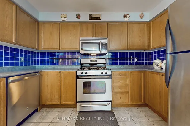 Additional image 13 of 1246 Mowat Lane