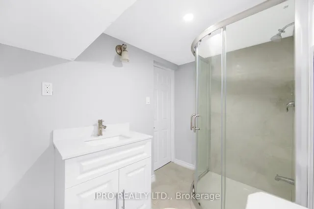 Additional image 16 of 104 Topcliff Ave