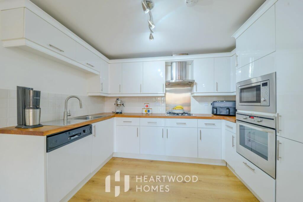 Additional image 19 of Jacob Court, 61, Russet Drive, St. Albans, AL4 0AY