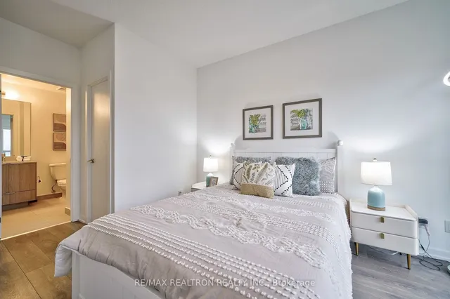 Additional image 19 of 36 Forest Manor Rd Unit 708