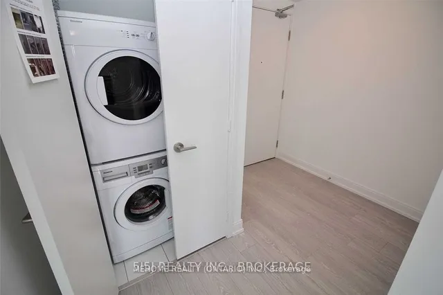 Additional image 10 of 181 Dundas St Unit #2310