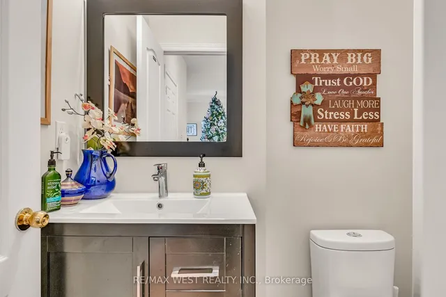 Additional image 40 of 8 Lampman Dr