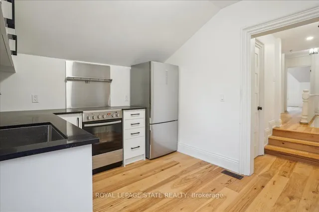 Additional image 7 of 246 John St