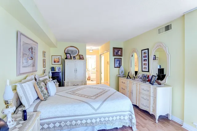 Additional image 19 of 10 Guildwood Pkwy Unit 418