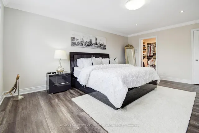 Additional image 20 of 6 Champion Crt