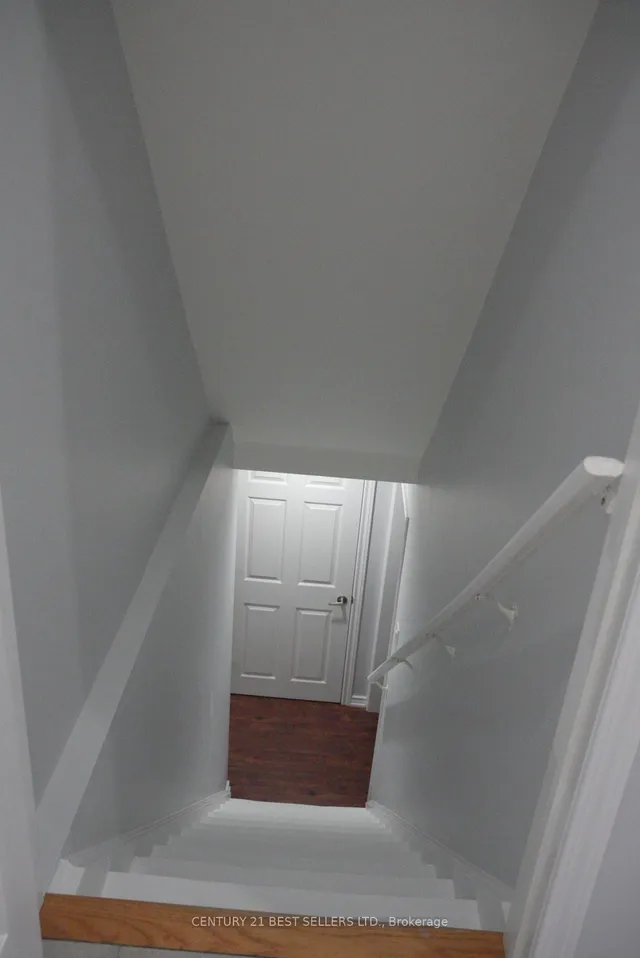 Additional image 27 of 436 Tyrone Cres