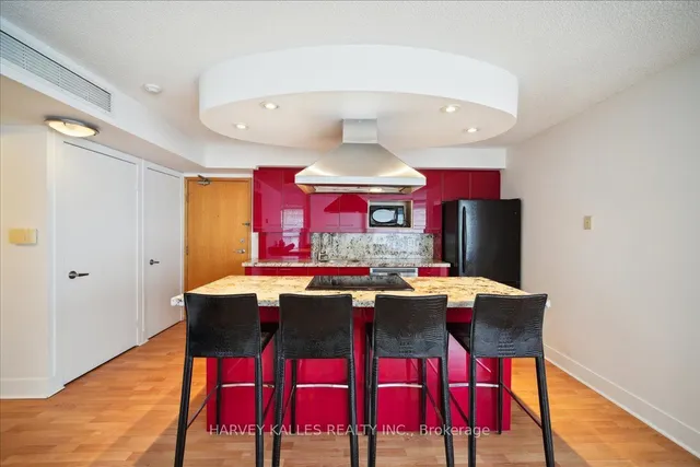 Additional image 13 of 550 Queens Quay Unit 809